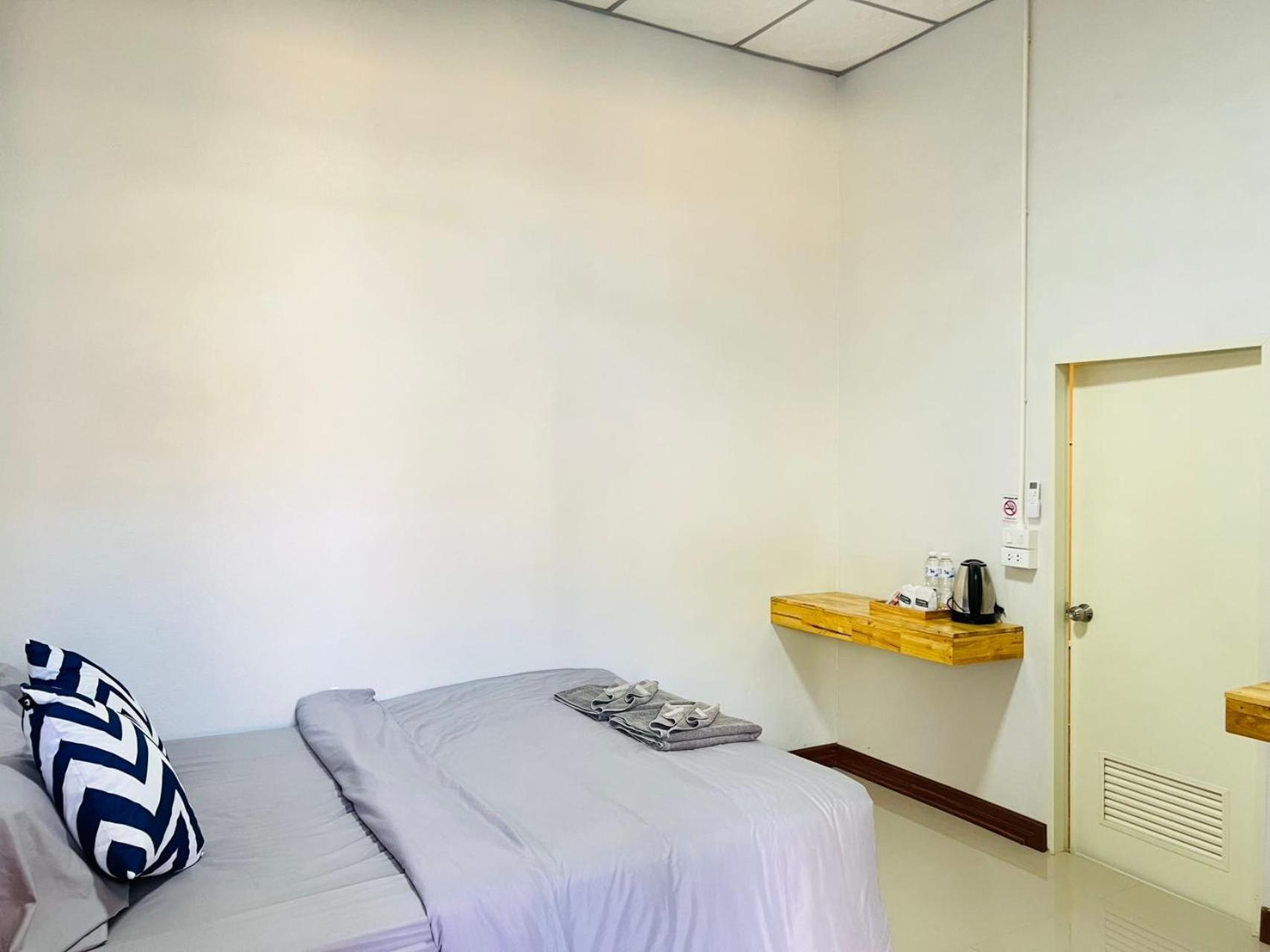 Lungwang Guest House Ban Rak Thai Экстерьер фото