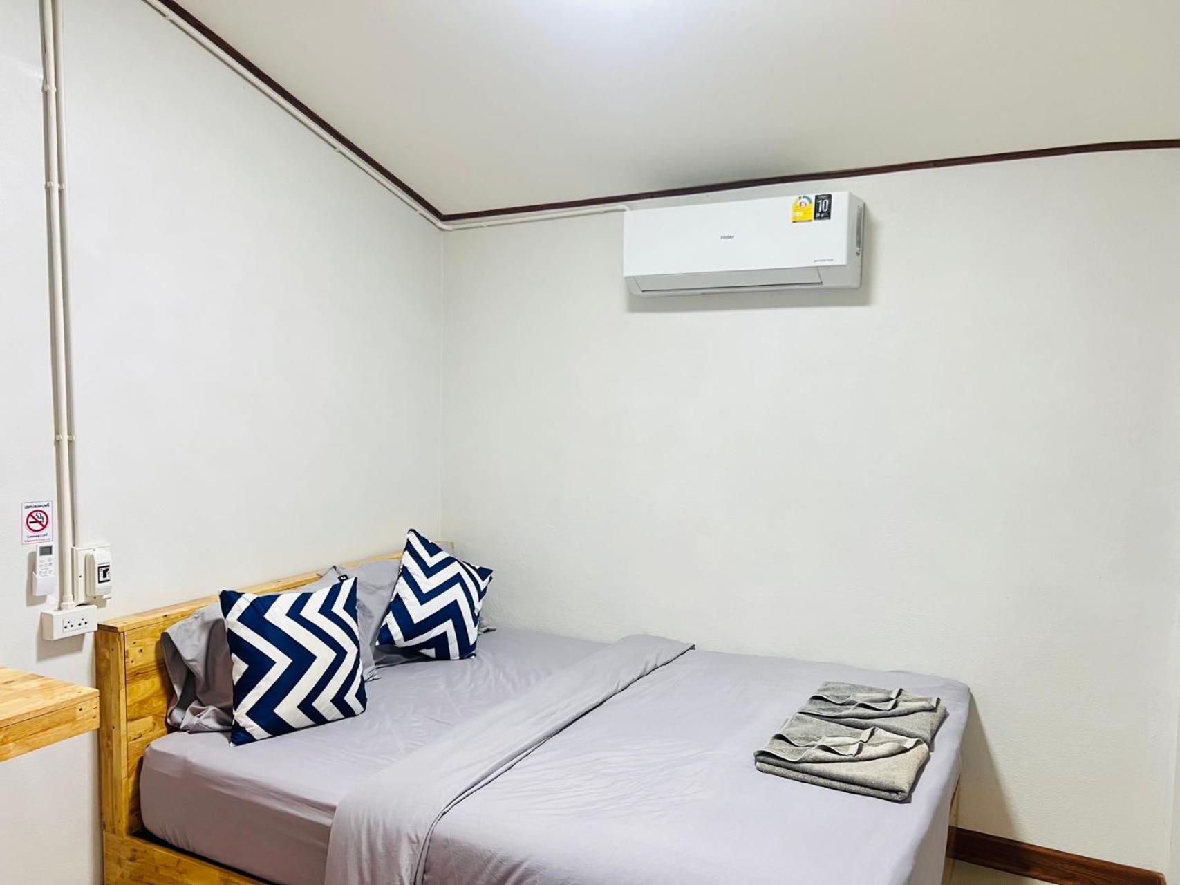Lungwang Guest House Ban Rak Thai Экстерьер фото
