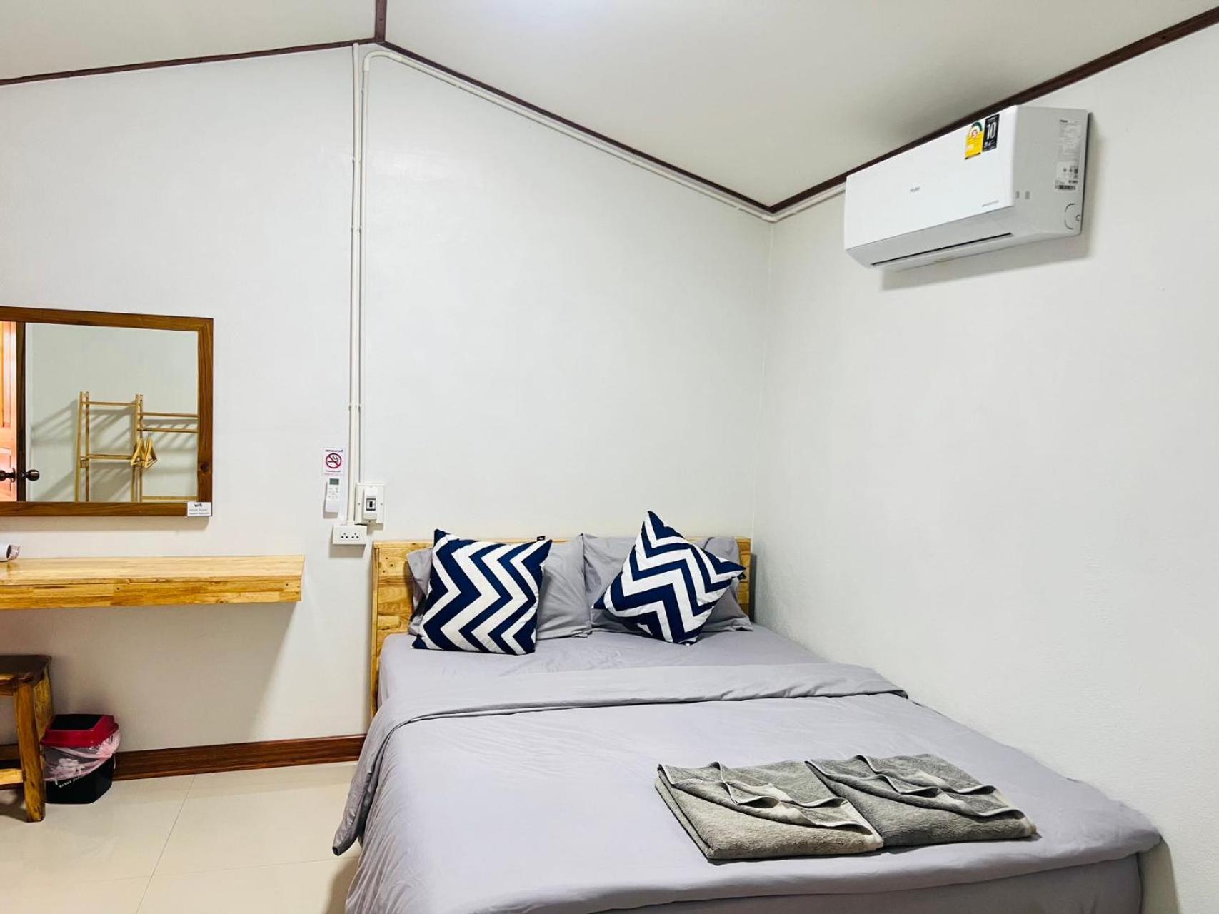 Lungwang Guest House Ban Rak Thai Экстерьер фото