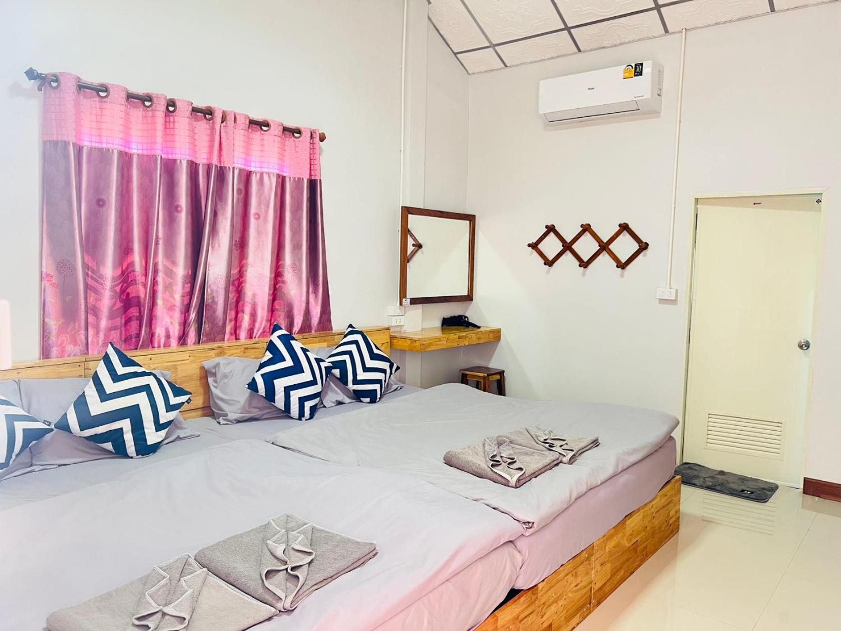 Lungwang Guest House Ban Rak Thai Экстерьер фото