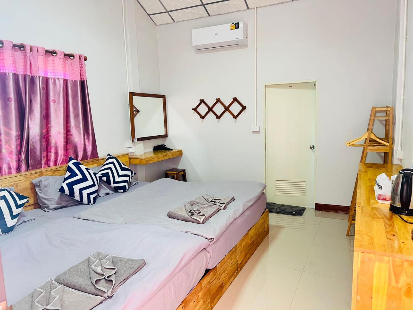 Lungwang Guest House Ban Rak Thai Экстерьер фото