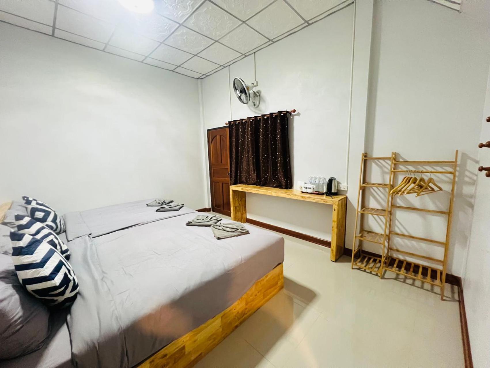 Lungwang Guest House Ban Rak Thai Экстерьер фото