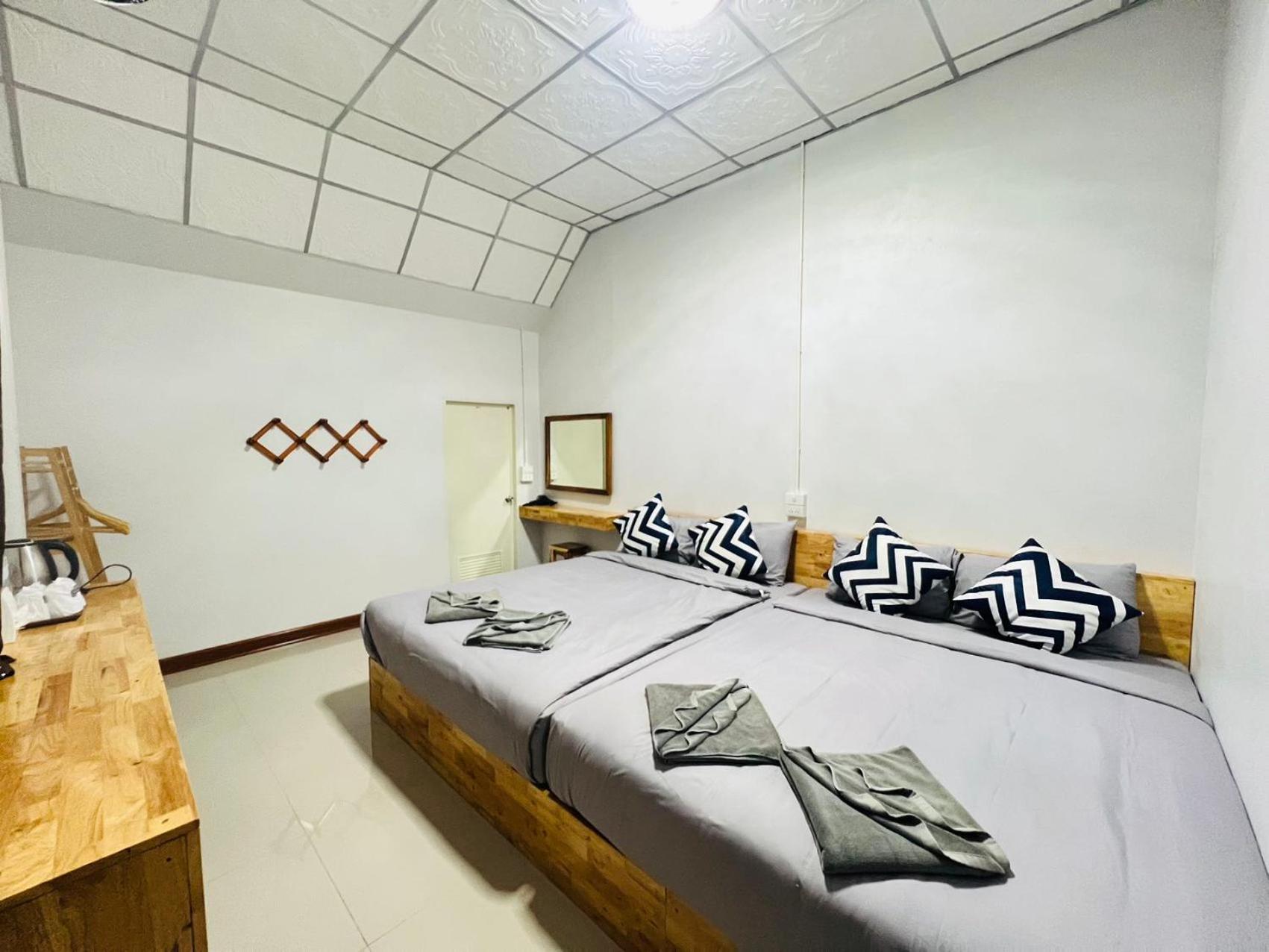 Lungwang Guest House Ban Rak Thai Экстерьер фото