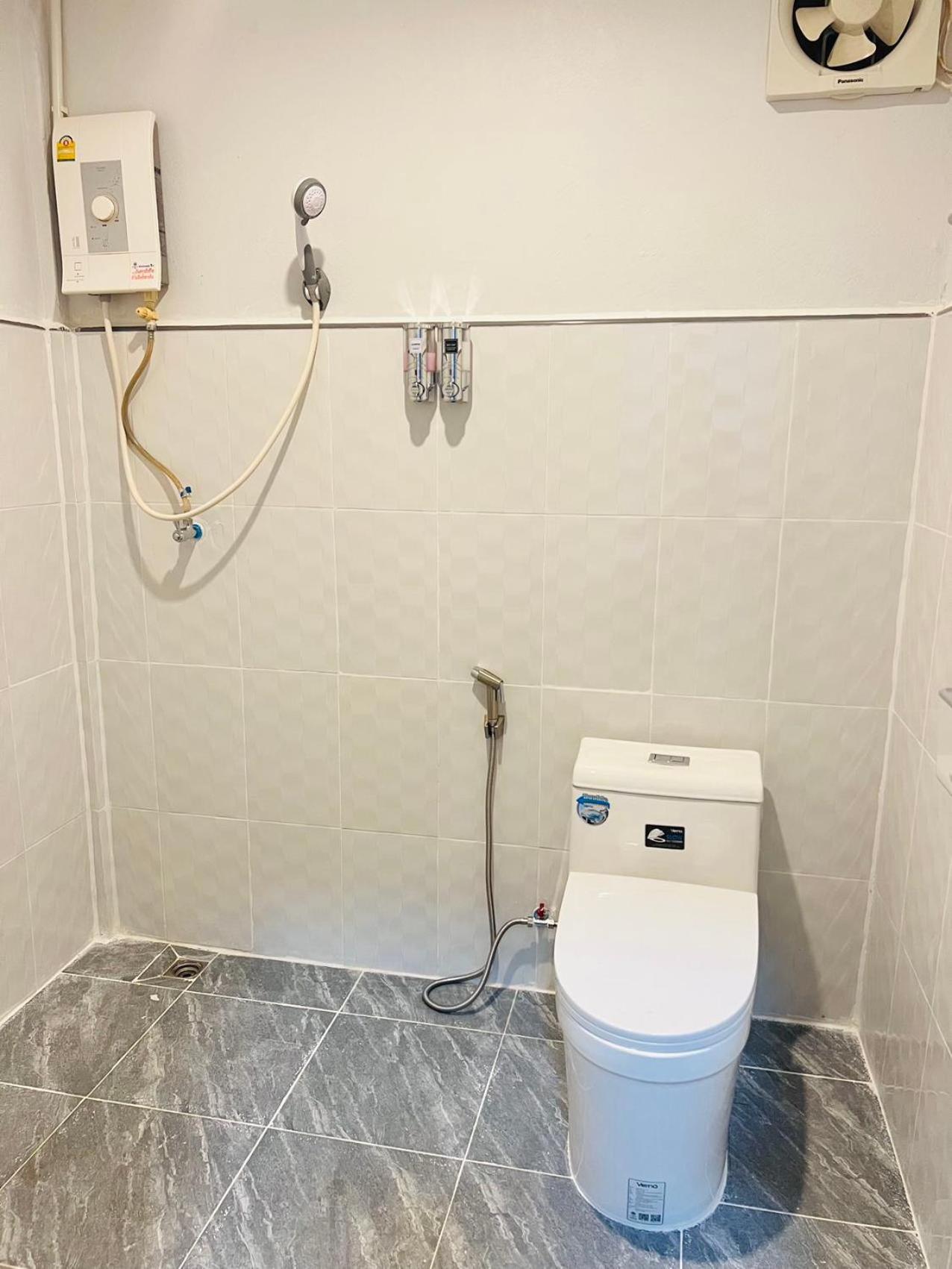 Lungwang Guest House Ban Rak Thai Экстерьер фото