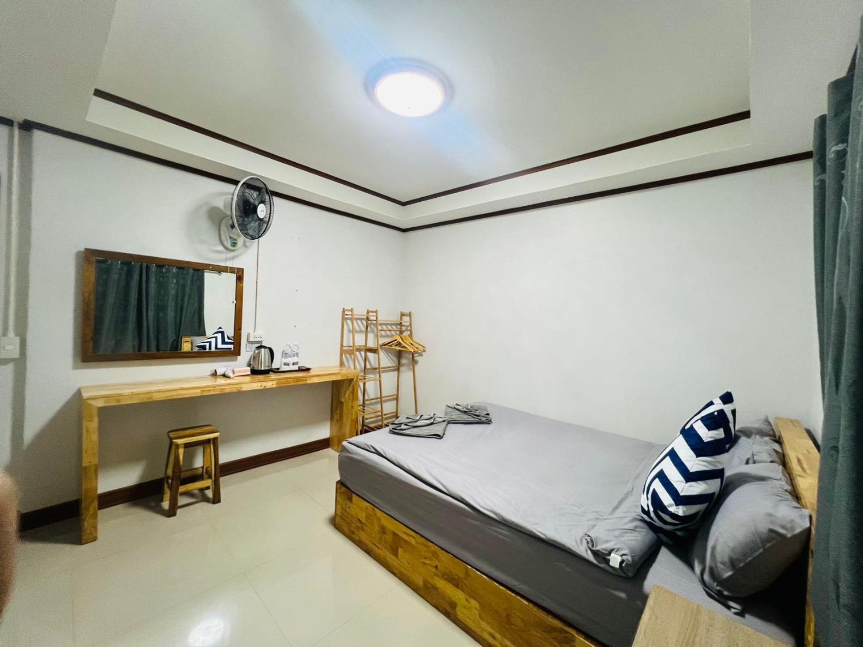 Lungwang Guest House Ban Rak Thai Экстерьер фото